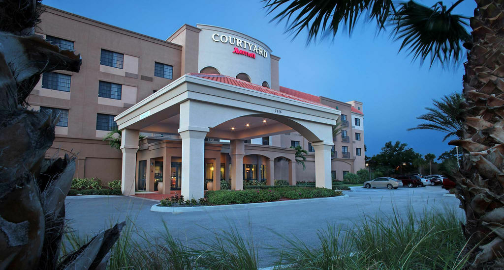 Courtyard By Marriott Stuart Hotel Kültér fotó